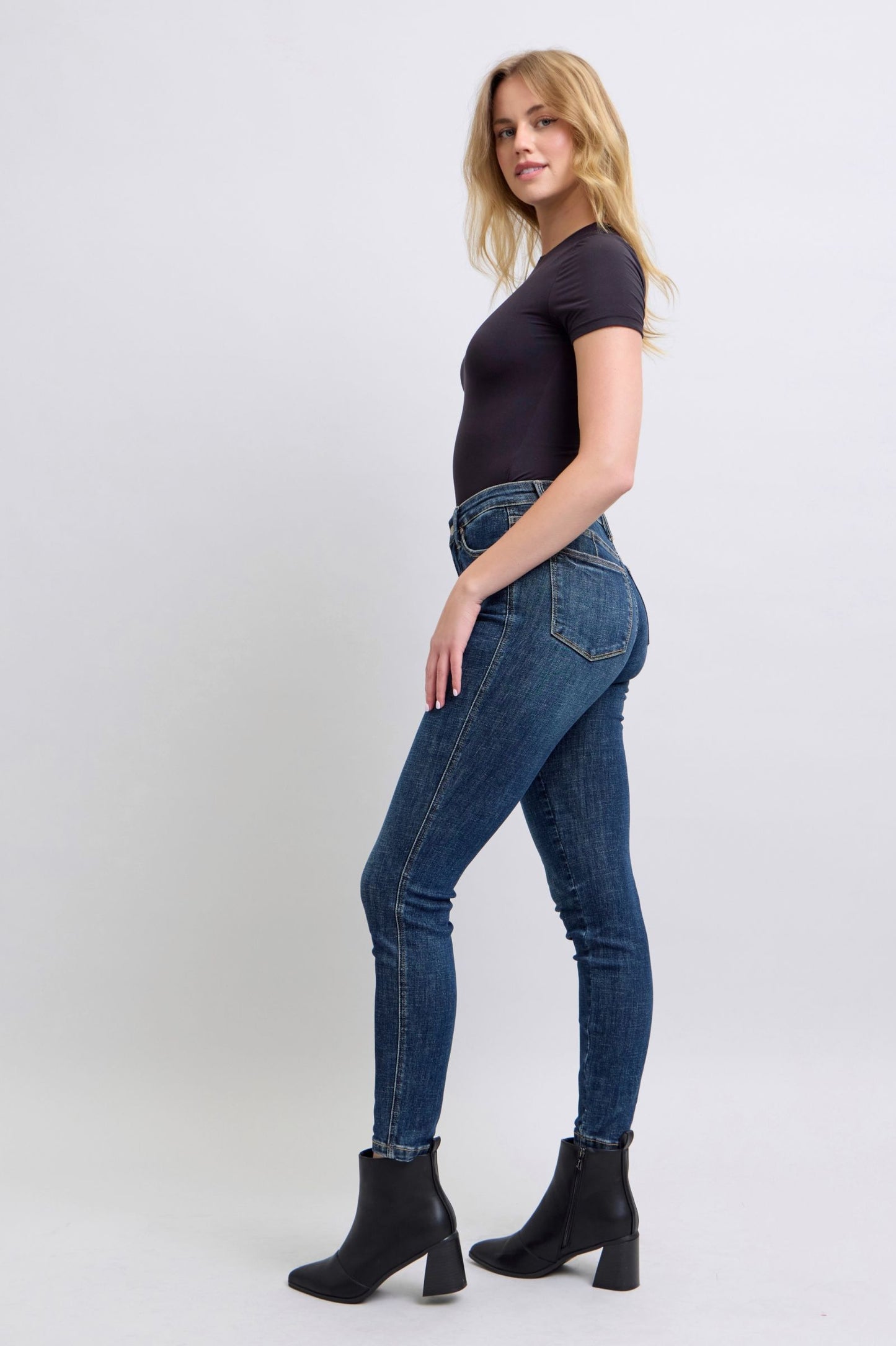 Judy Blue Tummy Control Jeans